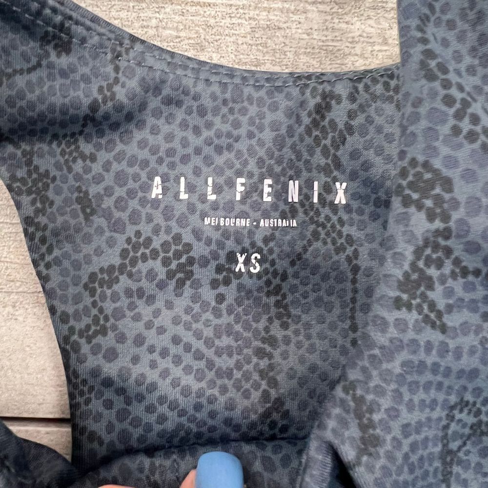 AllFenix python padded sports bra - Picture 4 of 6